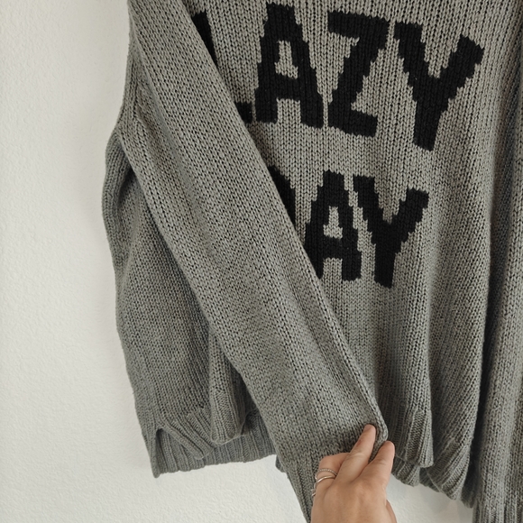 Wooden Ships “Lazy Day” Cozy Knit Sweater S/M Gray Mohair Blend Relaxed Fit - Picture 10 of 13